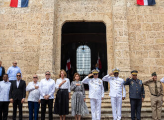 Vicepresidenta Raquel Peña encabeza solemne acto conmemorativo por los 50 años del Panteón de la Patria