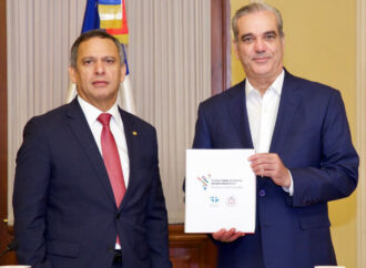 Presidente Abinader recibe la Declaración de Santo Domingo tras culminar la XXII Cumbre Judicial Iberoamericana
