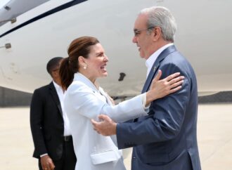 Presidente Abinader llega a Washington para reunión con el secretario de Estado Marco Rubio
