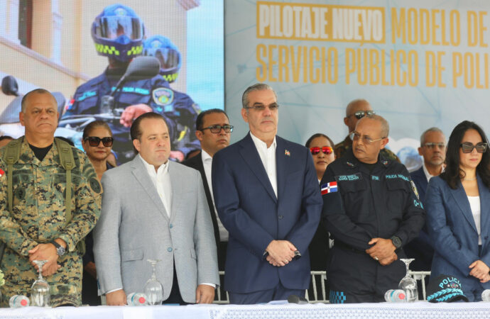 Gobierno pone en marcha nuevo modelo de patrullaje y servicio policial en el Gran Santo Domingo