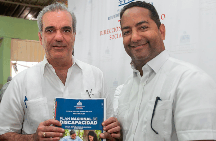 Presidente Luis Abinader recibe de CONADIS el borrador del Plan Nacional de Discapacidad