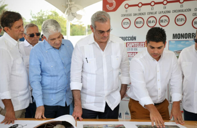 Presidente Luis Abinader supervisa avances del Monorriel de Santiago