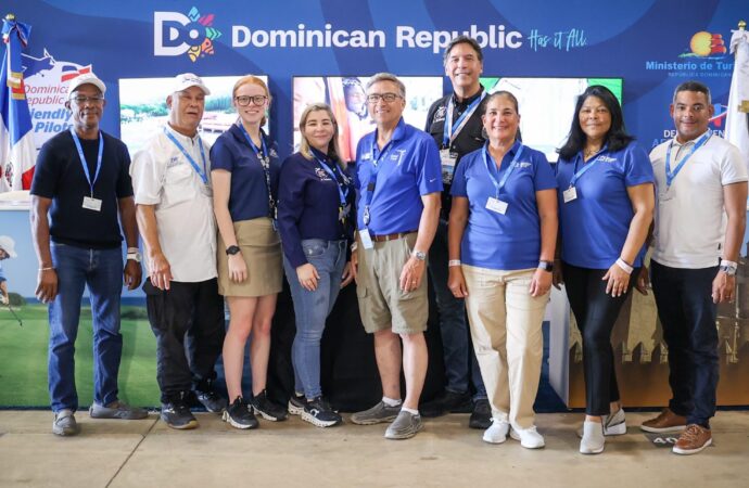 RD se destaca nuevamente en feria de aviación más grande del mundo celebrada en EEUU