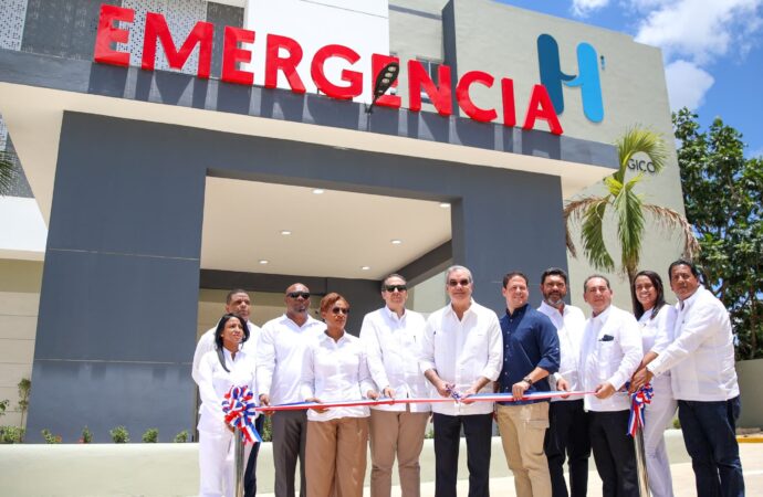 Presidente Luis Abinader inaugura primer hospital traumatológico para toda la región Este en Higüey