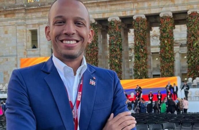 Aparece el periodista Edward Ramírez, estaba detenido en el destacamento de Naco