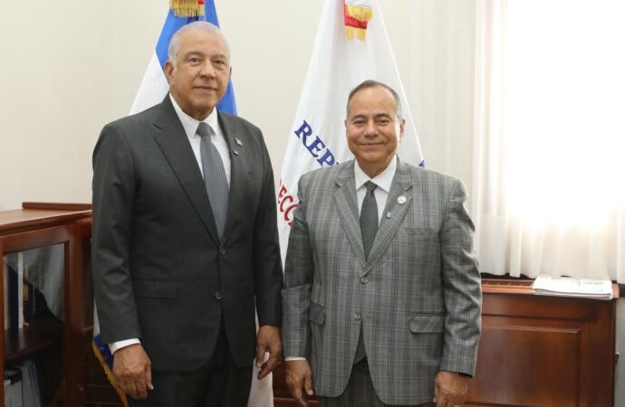 Ministro Andrés Bautista juramenta a Alberto Caminero como director de Prensa del Presidente