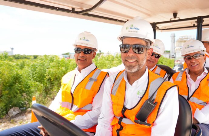 Ministro Joel Santos supervisa, junto al Gabinete Eléctrico, construcción Generadora San Felipe I