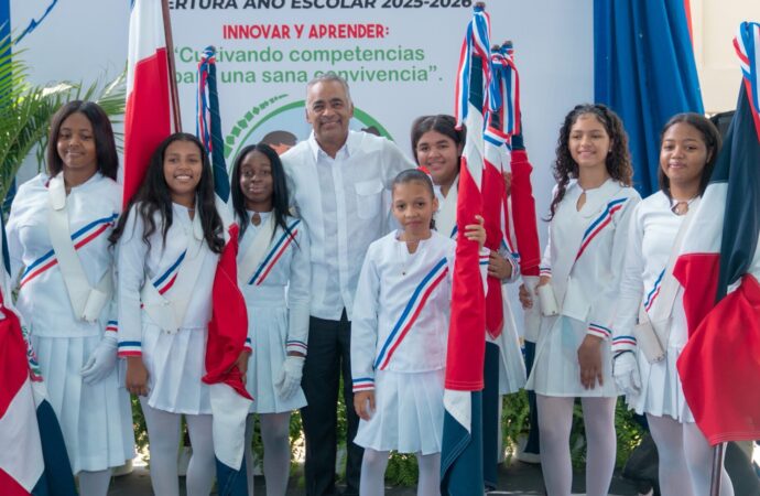 Más de 25 mil estudiantes inician el año escolar en Hato Mayor