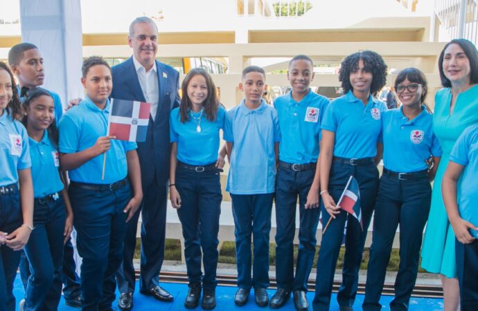 Arranca el año escolar 2025-2026 con más de 2 millones de estudiantes en las aulas