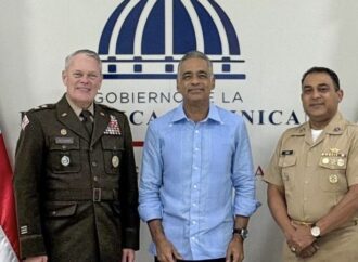 Ministro Joel Santos y director del Colegio Interamericano de Defensa evalúan cooperación estratégica en seguridad energética y minera