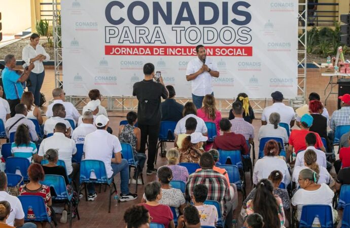 CONADIS lleva jornada a Higuey con el apoyo de autoridades y el sector turístico en favor de las personas con discapacidad