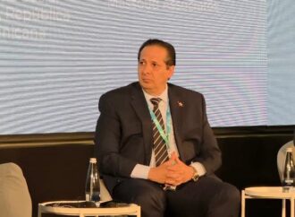 Víctor Atallah asegura que la participación ciudadana es fundamental para seguir mejorando el sistema de salud