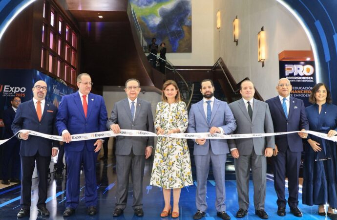 Raquel Peña encabeza inauguración de la Expo Mercado de Valores 2025