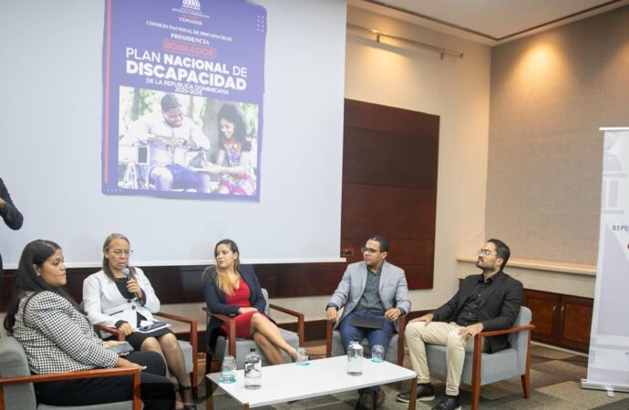 CONADIS culmina consultas con instituciones públicas y privadas sobre el borrador del Plan Nacional de Discapacidad, ahora continúa con sectores a nivel regional