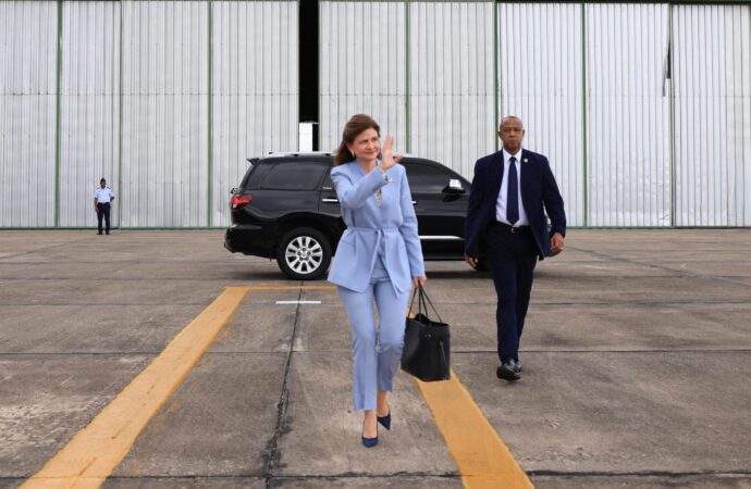 Raquel Peña asistirá a la juramentación del primer ministro de Jamaica, Andrew Holness