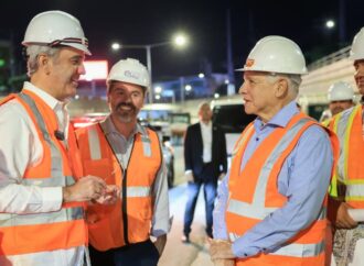 Presidente Luis Abinader supervisa la construcción del paso a desnivel de Pintura en la Prolongación 27 de Febrero