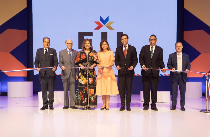 Raquel Peña inaugura la XXVII Feria Internacional del Libro y reafirma compromiso con la lectura como pilar de desarrollo