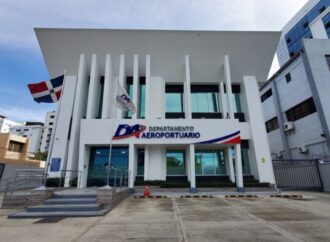 Comisión Aeroportuaria conoce informe sobre fallo eléctrico en AILA y ordena a AERODOM al pago de US$ 5 millones de dólares