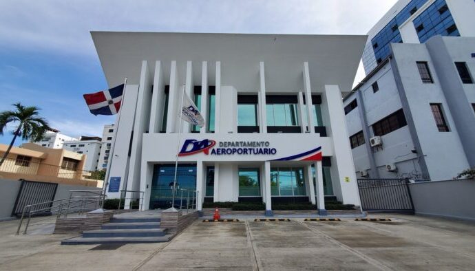 Comisión Aeroportuaria conoce informe sobre fallo eléctrico en AILA y ordena a AERODOM al pago de US$ 5 millones de dólares