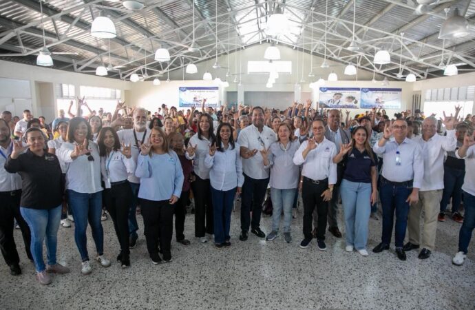 CONADIS atiende cientos de casos en La Vega durante jornada de inclusión social para personas con discapacidad