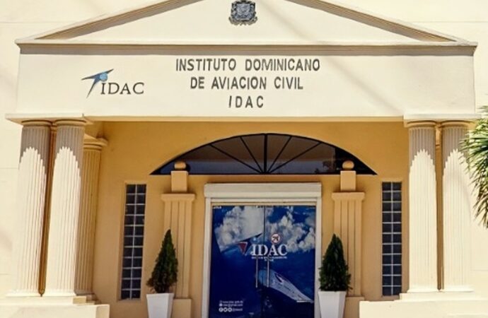 IDAC acompaña a la CIAA en investigación por aterrizaje de emergencia de aeronave Embraer 190