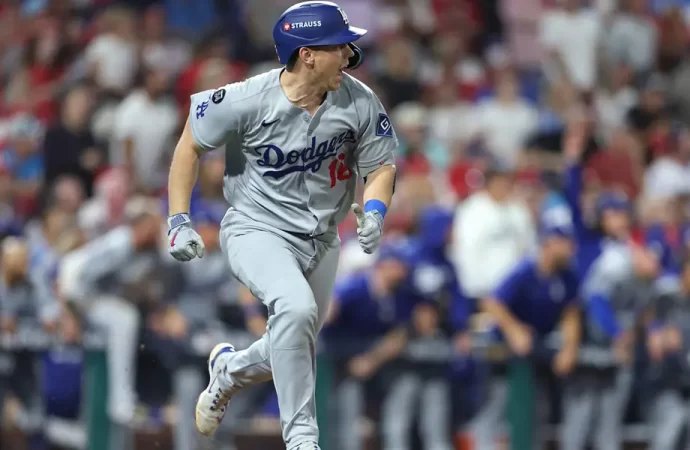 Los Dodgers se van arriba 2-0 ante Filis de Filadelfia