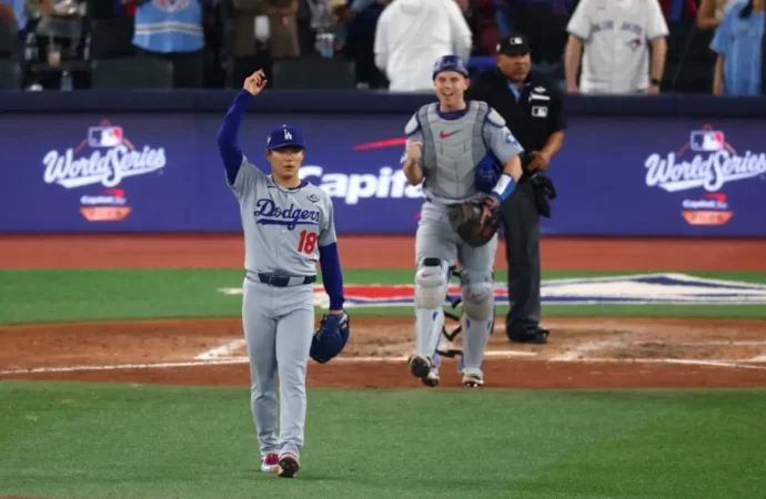 Yamamoto lanza una joya y empata la Serie Mundial
