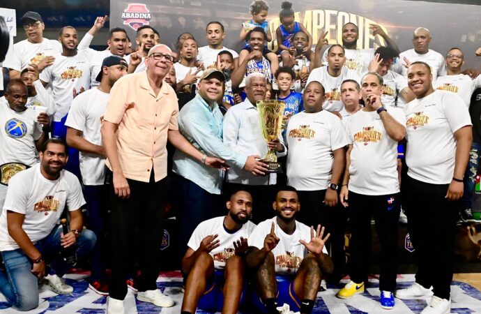 Club Mauricio Báez hace historia al obtener su campeonato 11 en el TBS Distrito 2025