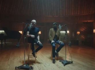 Juan Luis Guerra y Sting colaboran por primera vez en nueva versión de «Estrellitas y duendes»