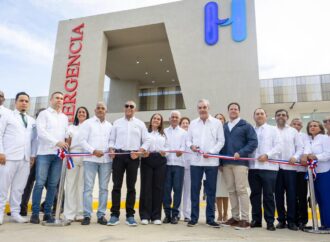 Presidente Abinader entrega moderno Hospital Regional Universitario Dr. Ángel María Gatón con 329 camas, que transforma la atención en salud en el Nordeste