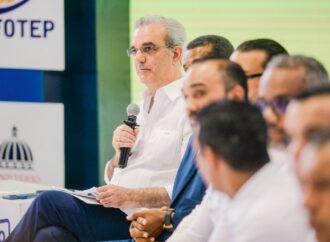Presidente Abinader anuncia anheladas soluciones a problemas de alcantarillado, agua potable y electricidad en Higüey