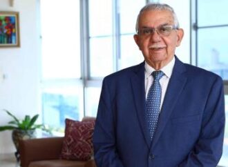 Presidente Luis Abinader instruye crear comisión para mayores controles en Senasa, y adelante que designará a Arismendi Díaz Santana para coordinarla