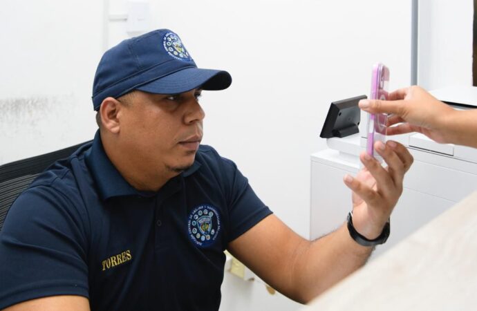 Gobierno fortalece verificación de celulares para prevenir fraudes y robos