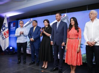 Raquel Peña encabeza inauguración de la nueva sede del Indotel