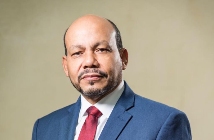 Luis Valdez Veras es designado vicepresidente ejecutivo de Seguros Reservas