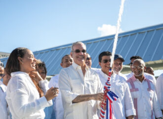 Presidente Luis Abinader entrega ampliación histórica del acueducto Barrera de Salinidad