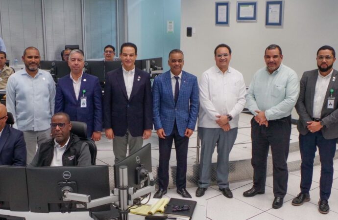 Servicio eléctrico queda restablecido en un 100 % en todo el país