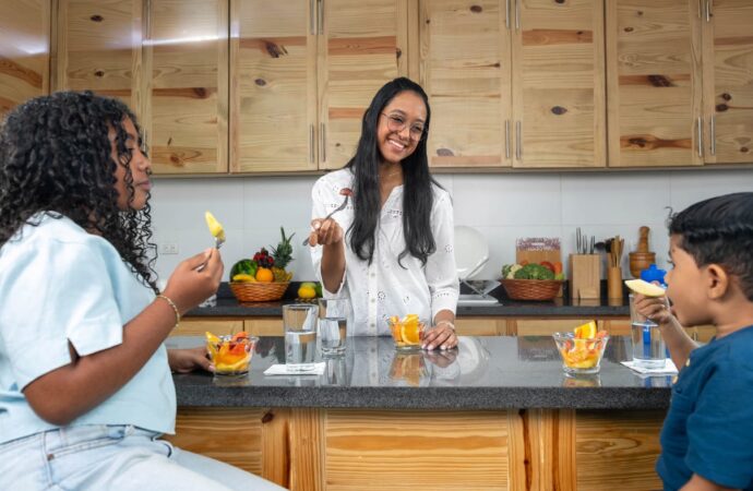 El INABIE relanza campaña “¡Date vida, come sano!” con el objetivo de reducir 31 % de sobrepeso escolar