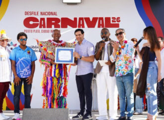 El Desfile Nacional de Carnaval 2026 llenó de color, música y alegría el Malecón de Santo Domingo
