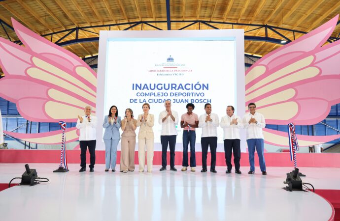 Presidente Abinader inaugura complejo deportivo en Ciudad Juan Bosch y Juegos de la Mujer 2026 tras una pausa de 10 años