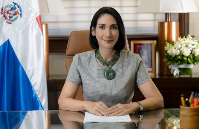 Primera dama participará en encuentro internacional sobre el futuro digital de la niñez