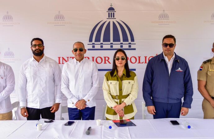 Interior y Policía eliminan más de 10,000 fuegos artificiales incautados