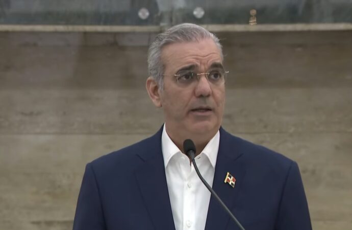 Presidente Abinader llama a gran acuerdo nacional para enfrentar la crisis global