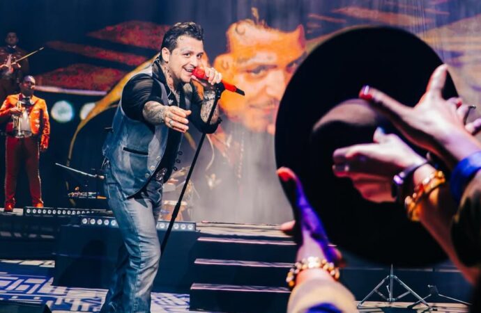 Christian Nodal se presenta con éxito en Altos de Chavón de la mano de GAMAL