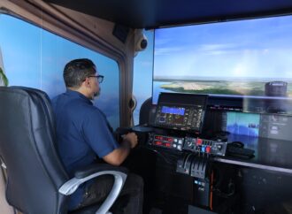 IDAC instala Simulador de Vuelo en Primera Feria Regional del Libro y la Cultura Cibao 2026