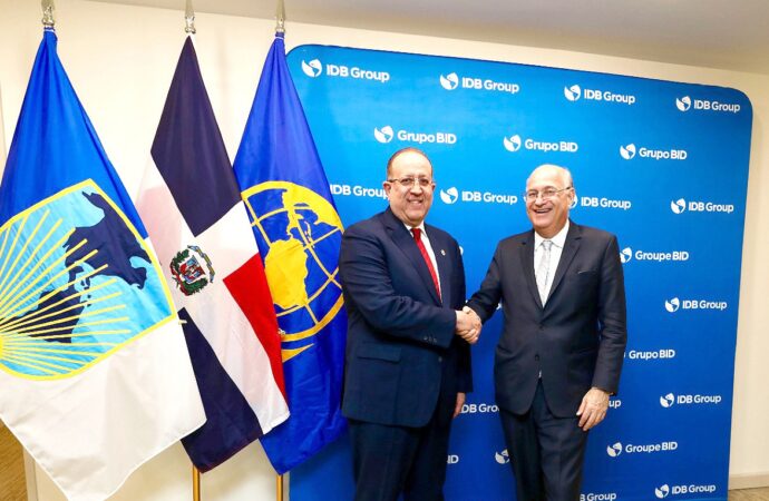 República Dominicana se reúne con el Banco Mundial, FMI, BID y bancos de inversión ante la crisis internacional