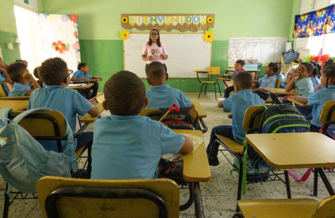 Suspenden la docencia este jueves en Puerto Plata y Espaillat por alerta roja