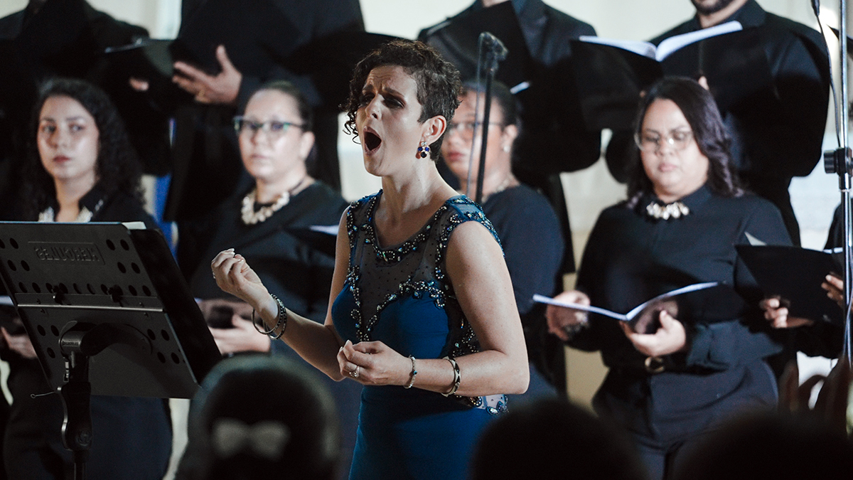 Concierto “Stabat Mater Dolorosa” inaugura la Semana Santa con profunda reflexión espiritual en Santo Domingo Este