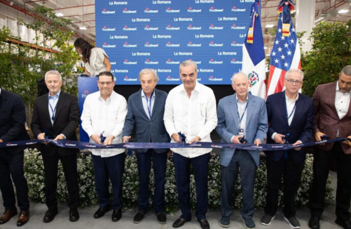 Presidente Abinader participa en la inauguración de la nueva sucursal de PriceSmart en La Romana