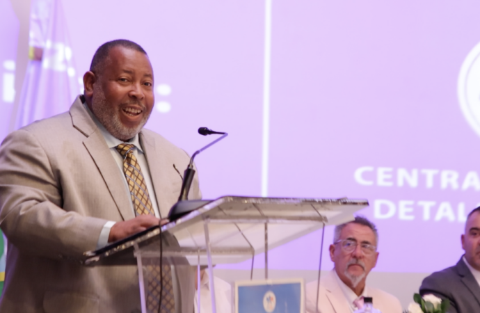 Ricardo Rosario, presidente de la Central Nacional de Detallistas Unidos (CNDU), destaca estabilidad de precios y valora respaldo del Gobierno